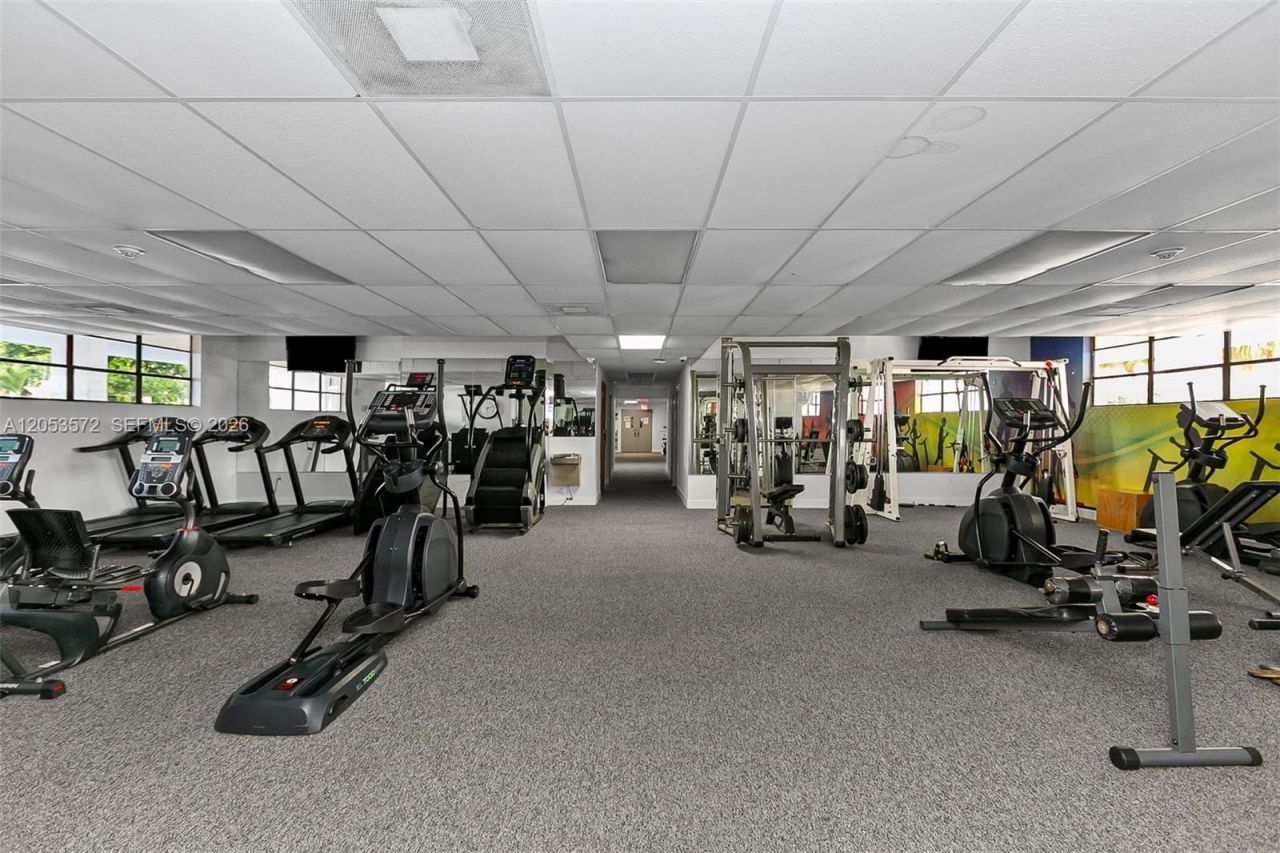 200 Leslie Dr , Unit 930, Hallandale Beach, FL 33009 Photo
