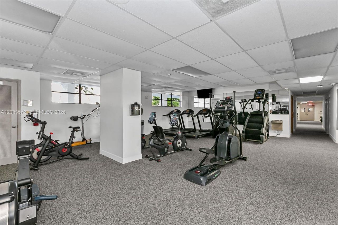 200 Leslie Dr , Unit 930, Hallandale Beach, FL 33009 Photo