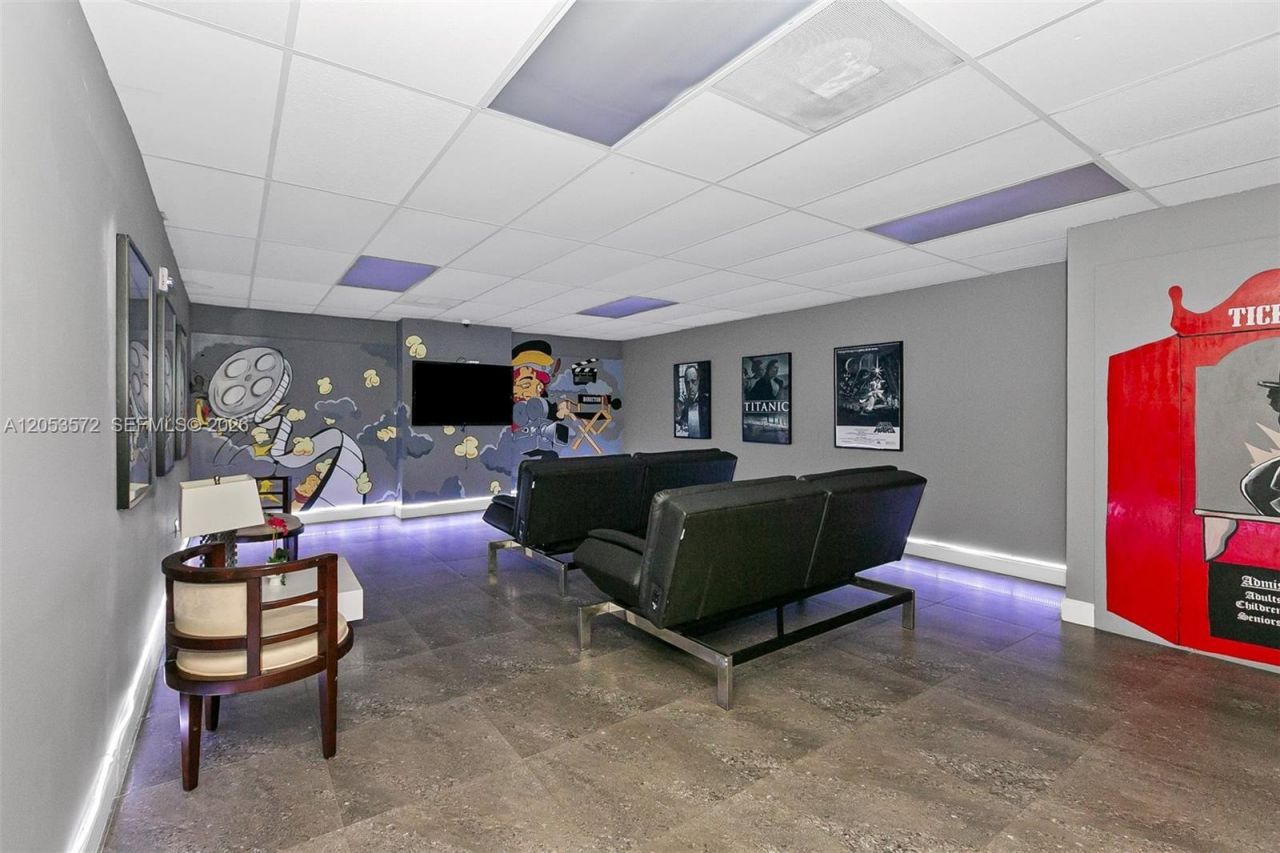 200 Leslie Dr , Unit 930, Hallandale Beach, FL 33009 Photo