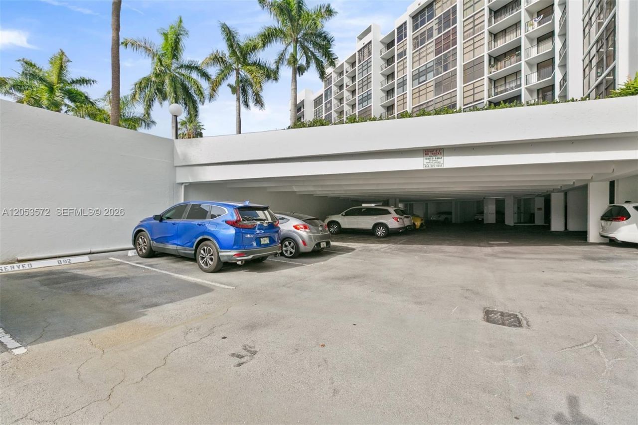 200 Leslie Dr, Unit 930, Hallandale Beach, FL 33009 Photo