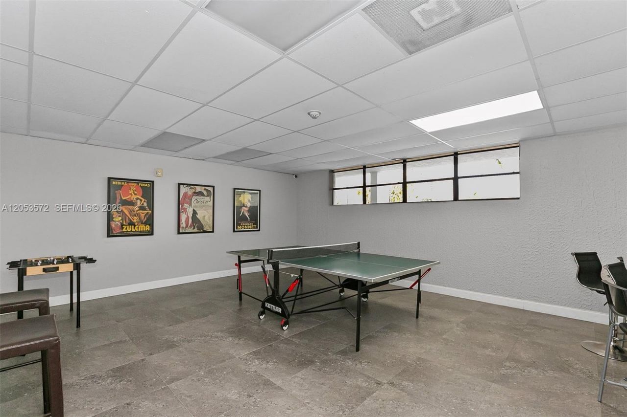 200 Leslie Dr , Unit 930, Hallandale Beach, FL 33009 Photo