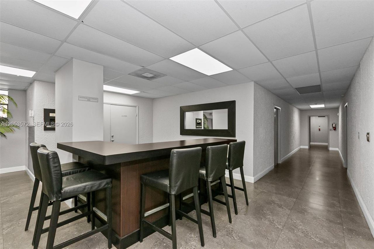 200 Leslie Dr, Unit 930, Hallandale Beach, FL 33009 Photo