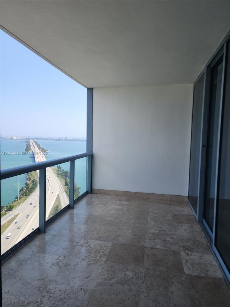 601 NE 36th St, Unit 3210, Miami, FL 33137 Photo
