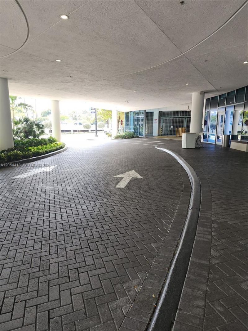601 NE 36th St, Unit 3210, Miami, FL 33137 Photo