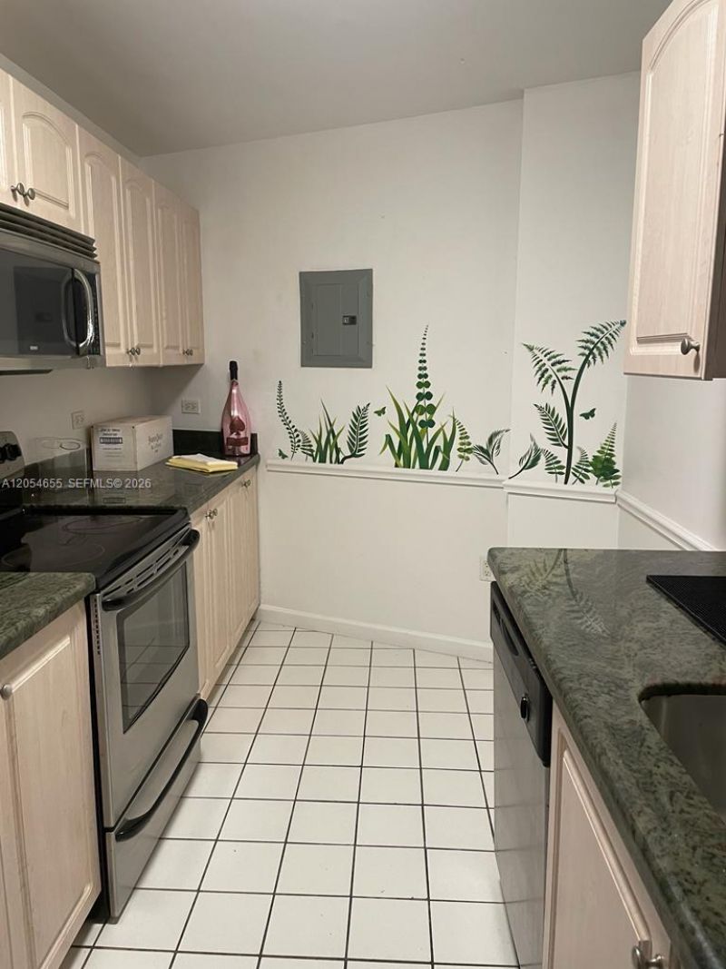 1881 Washington Ave , Unit 4D, Miami Beach, FL 33139 Photo