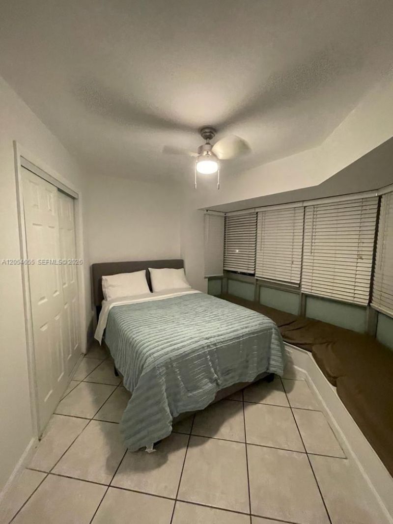 1881 Washington Ave , Unit 4D, Miami Beach, FL 33139 Photo