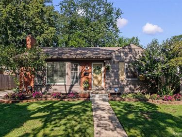 803 Oakridge Avenue, Royal Oak, MI 48067
