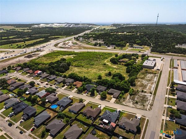 1101 W Business 190 , Copperas Cove, TX 76522