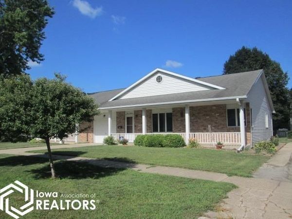319 1st Street NE, Clarion, IA 50525