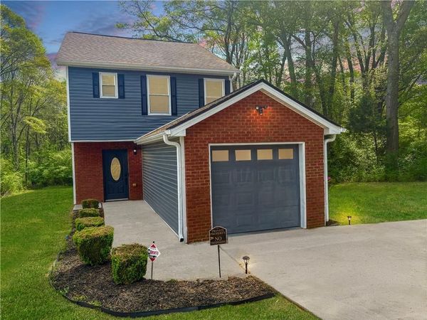 1640 Riverchase Circle NE, Conyers, GA 30013