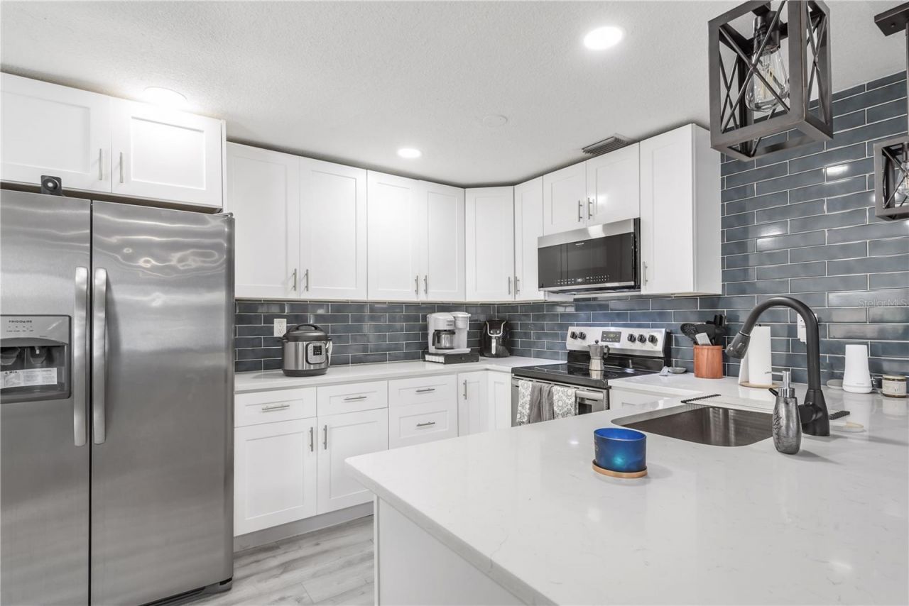 806 E Hamilton Avenue , Tampa, FL 33604 Photo