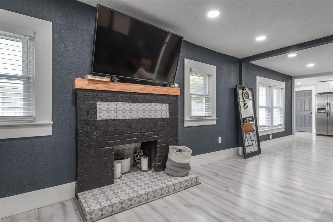 806 E Hamilton Avenue , Tampa, FL 33604 Photo