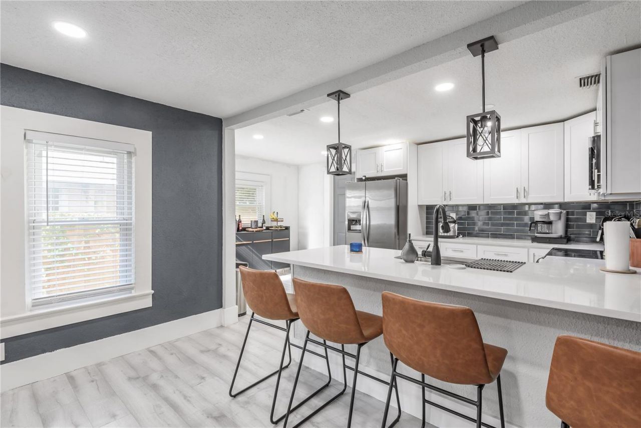 806 E Hamilton Avenue , Tampa, FL 33604 Photo