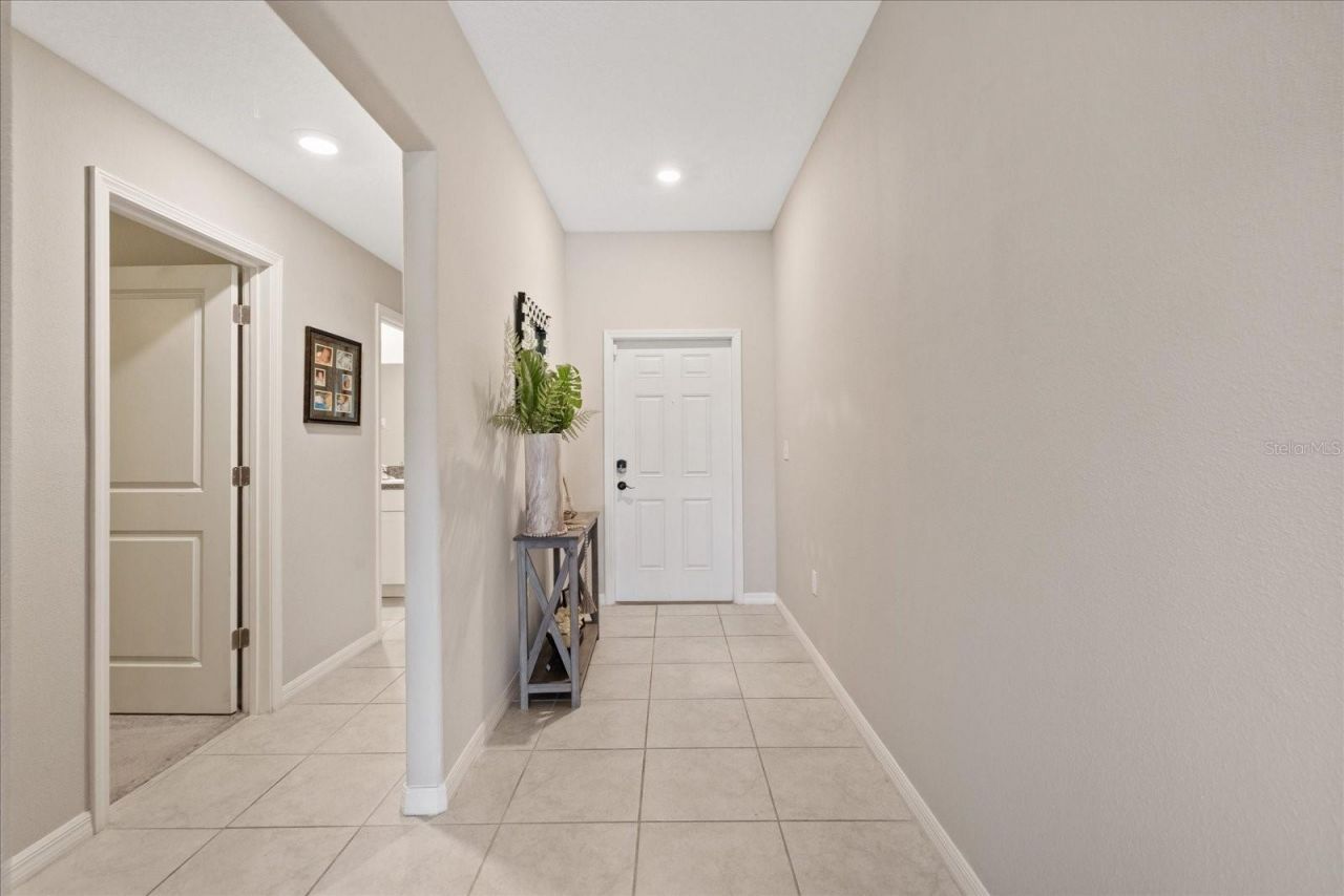 11803 Blackeyed Susan Drive , Riverview, FL 33579 Photo