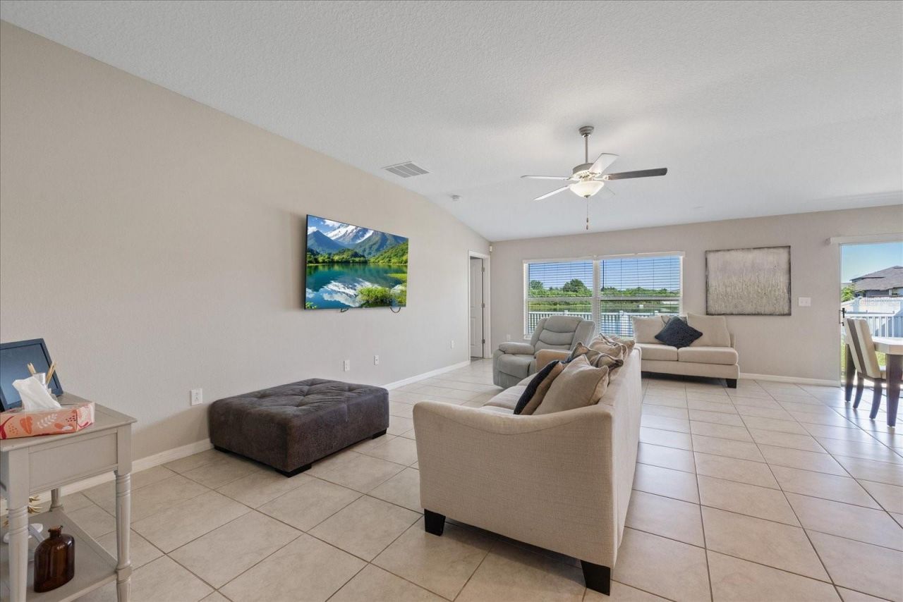 11803 Blackeyed Susan Drive , Riverview, FL 33579 Photo
