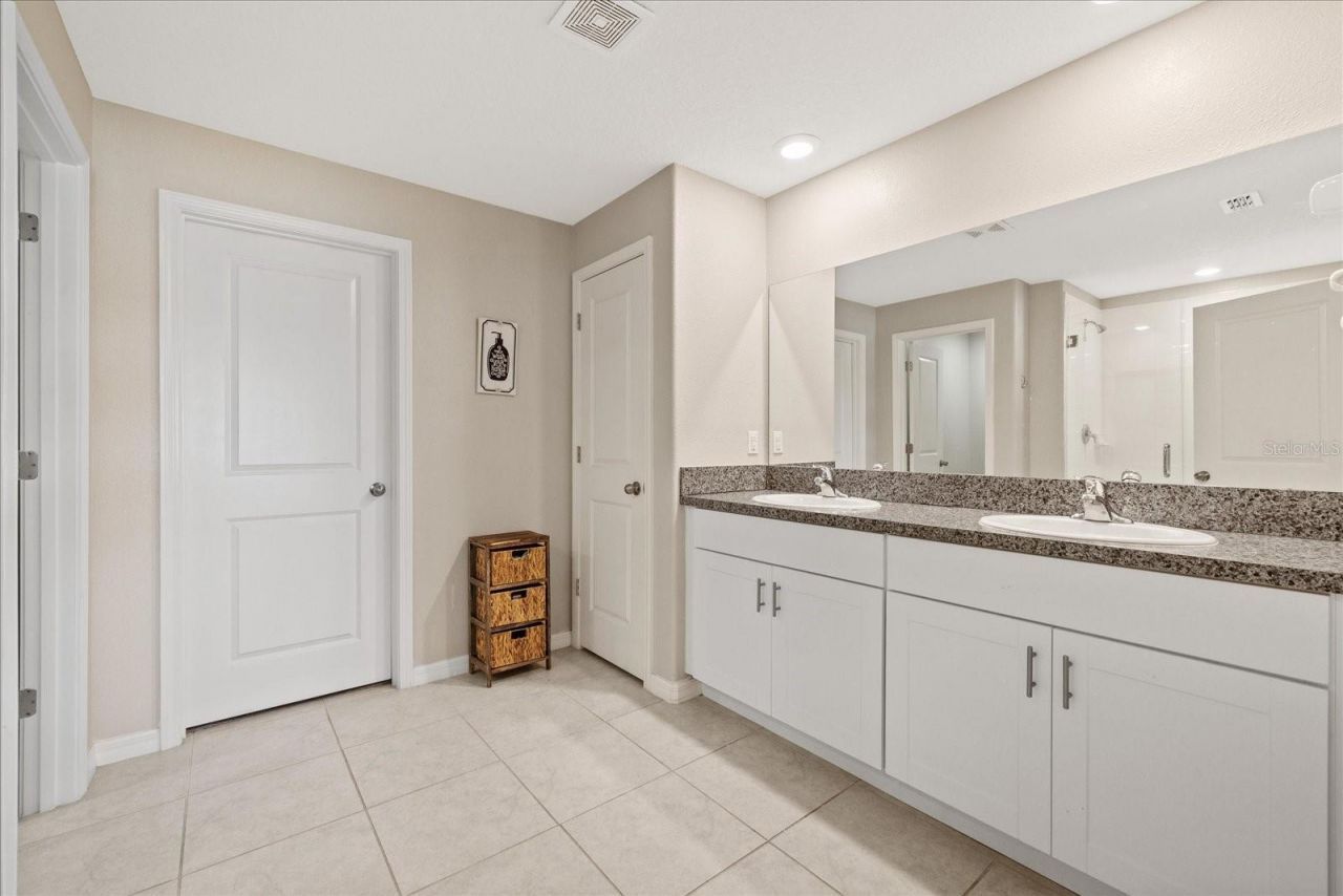 11803 Blackeyed Susan Drive , Riverview, FL 33579 Photo