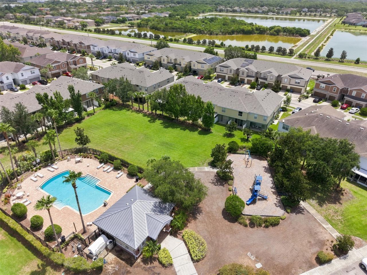 8718 Turnstone Haven Place, Tampa, FL 33619 Photo