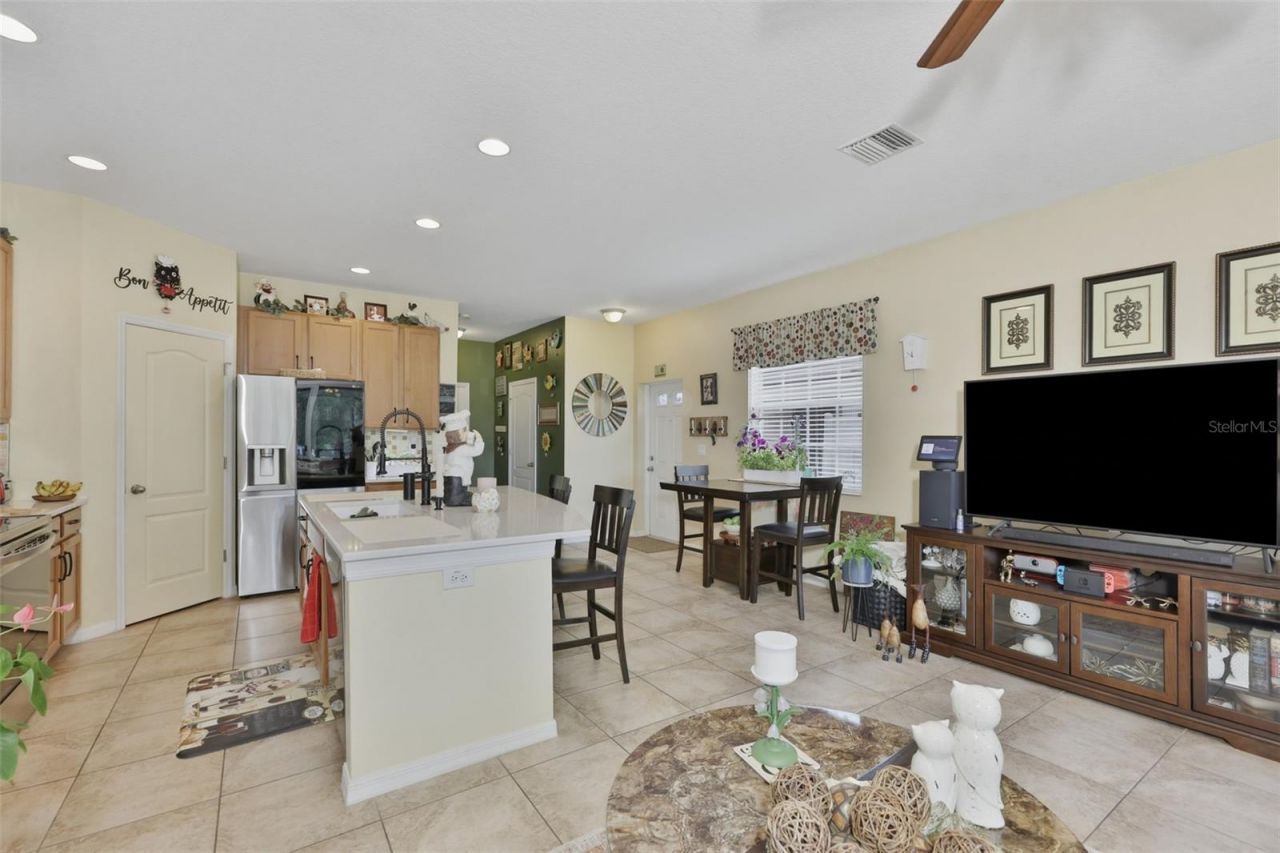 8718 Turnstone Haven Place, Tampa, FL 33619 Photo