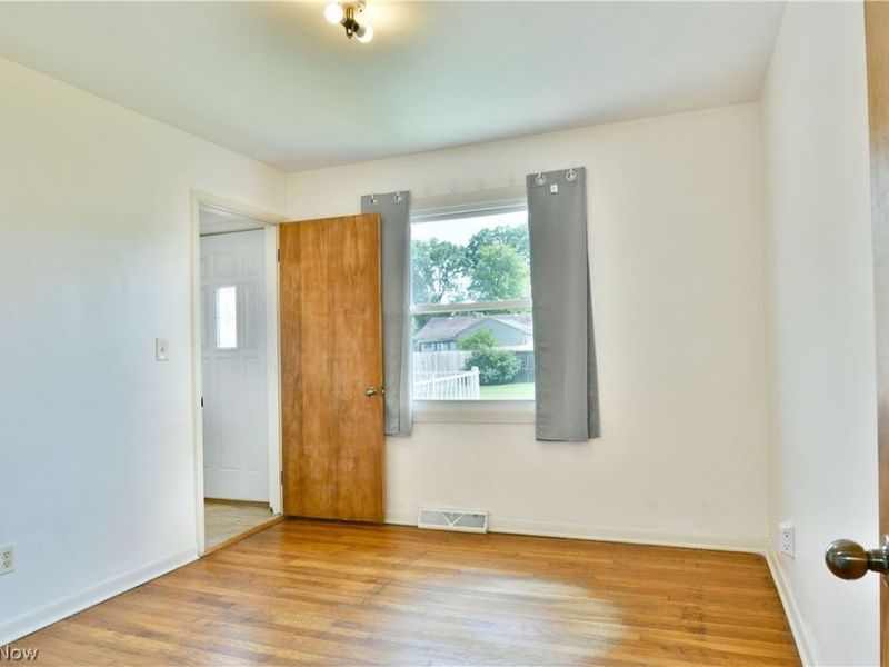 2231 Stewart Drive NW, Warren, OH 44485 Photo 13