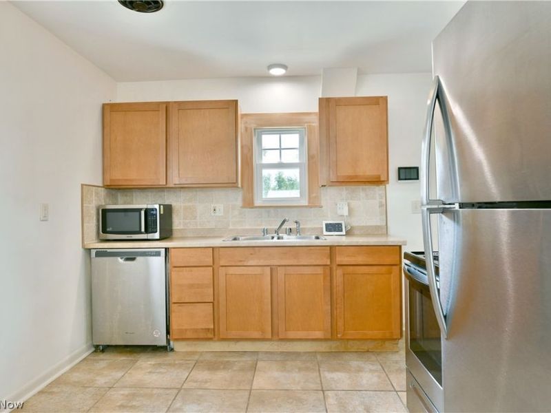 2231 Stewart Drive NW, Warren, OH 44485 Photo 8