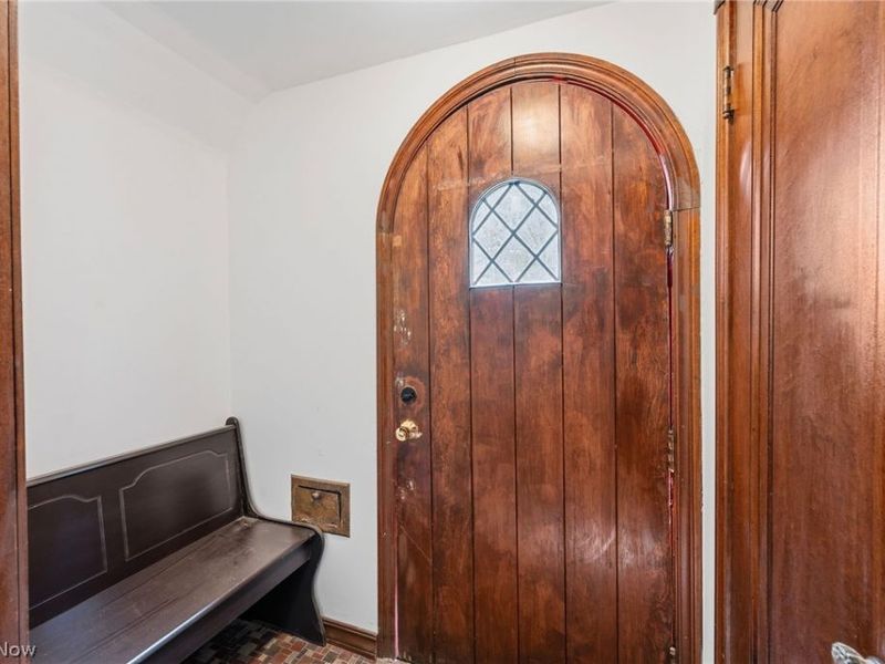 3755 Washington Park Boulevard, Newburgh Heights, OH 44105 Photo 11