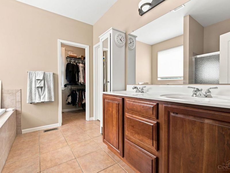5853 Irish Dude Drive, Miami Twp, OH 45140 Photo 25