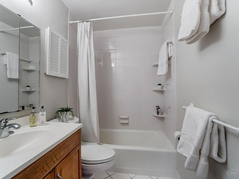 1815 William Howard Taft Road, Cincinnati, OH 45206 Photo 10