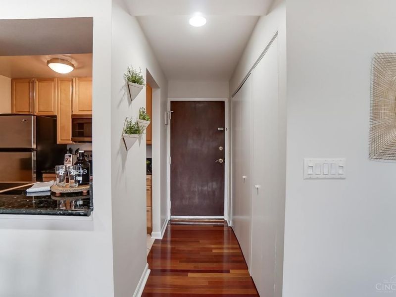 1815 William Howard Taft Road, Cincinnati, OH 45206 Photo 2