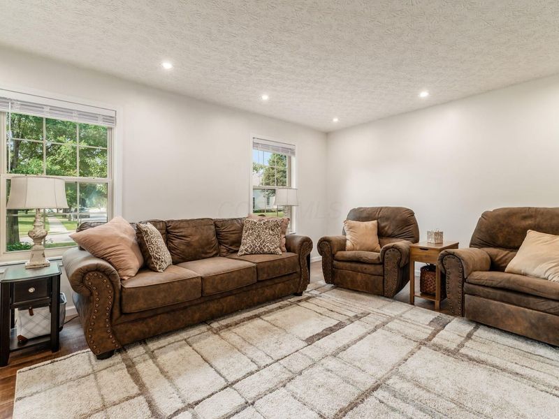 6457 Hilliard Drive, Canal Winchester, OH 43110 Photo 14