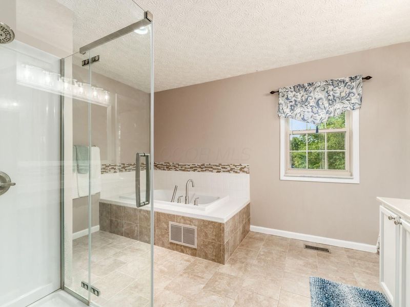 6457 Hilliard Drive, Canal Winchester, OH 43110 Photo 42