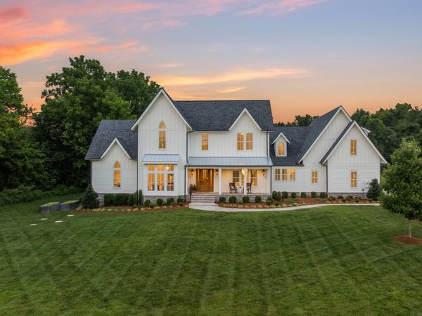 6916 Farm Path Ln , College Grove, TN 37046