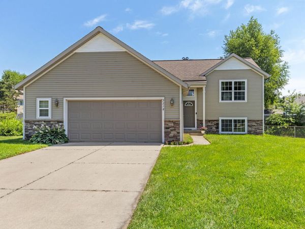 7218 Waterview Lane, Allendale, MI 49401