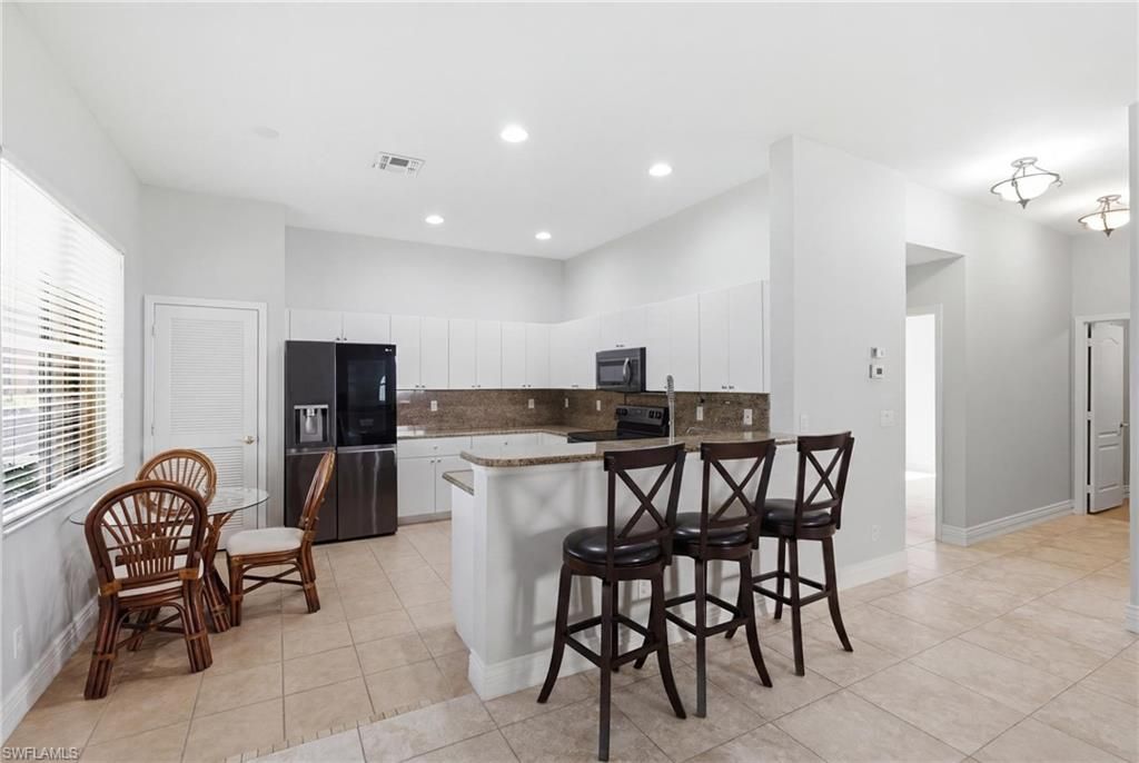 2513 Keystone Lake Dr , Cape Coral, FL 33909 Photo