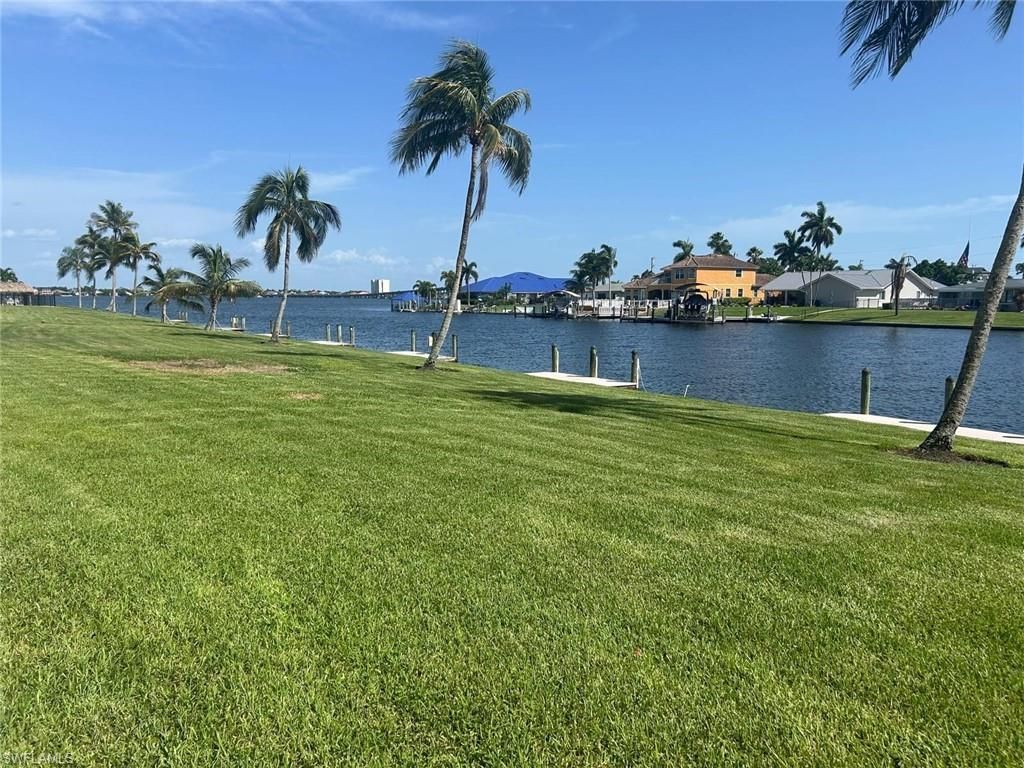 4260 SE 20th Pl , Unit 205, Cape Coral, FL 33904 Photo