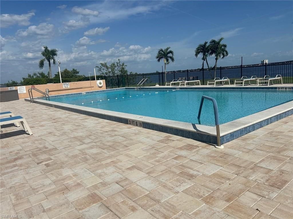 4260 SE 20th Pl , Unit 205, Cape Coral, FL 33904 Photo