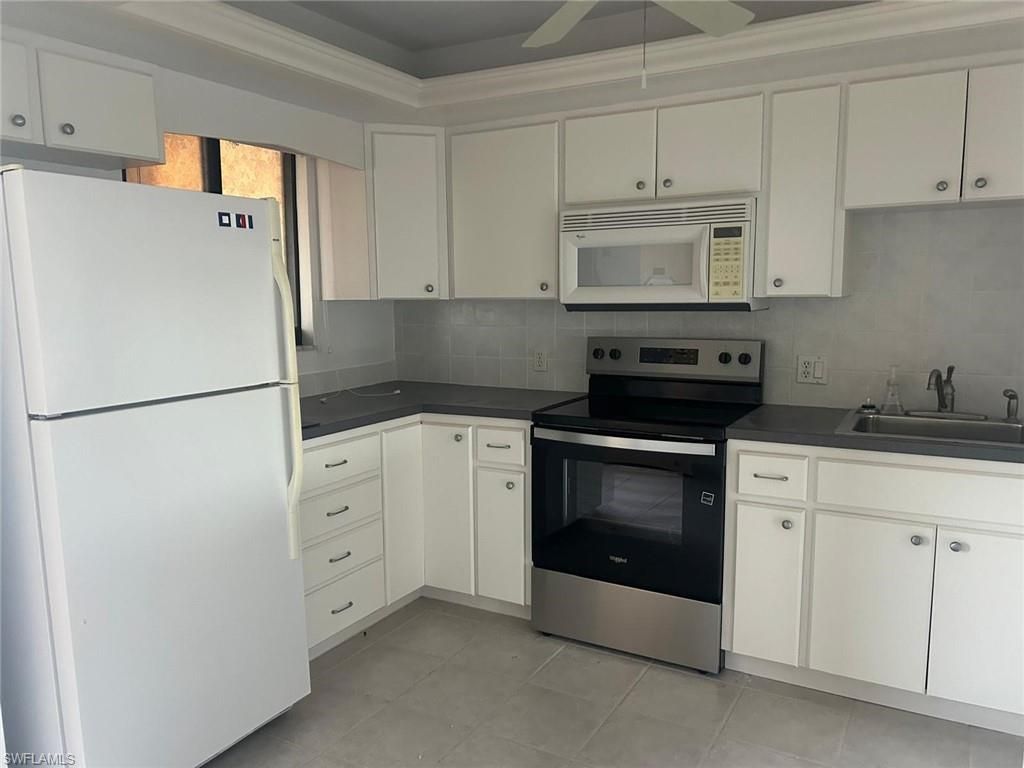 4260 SE 20th Pl , Unit 205, Cape Coral, FL 33904 Photo