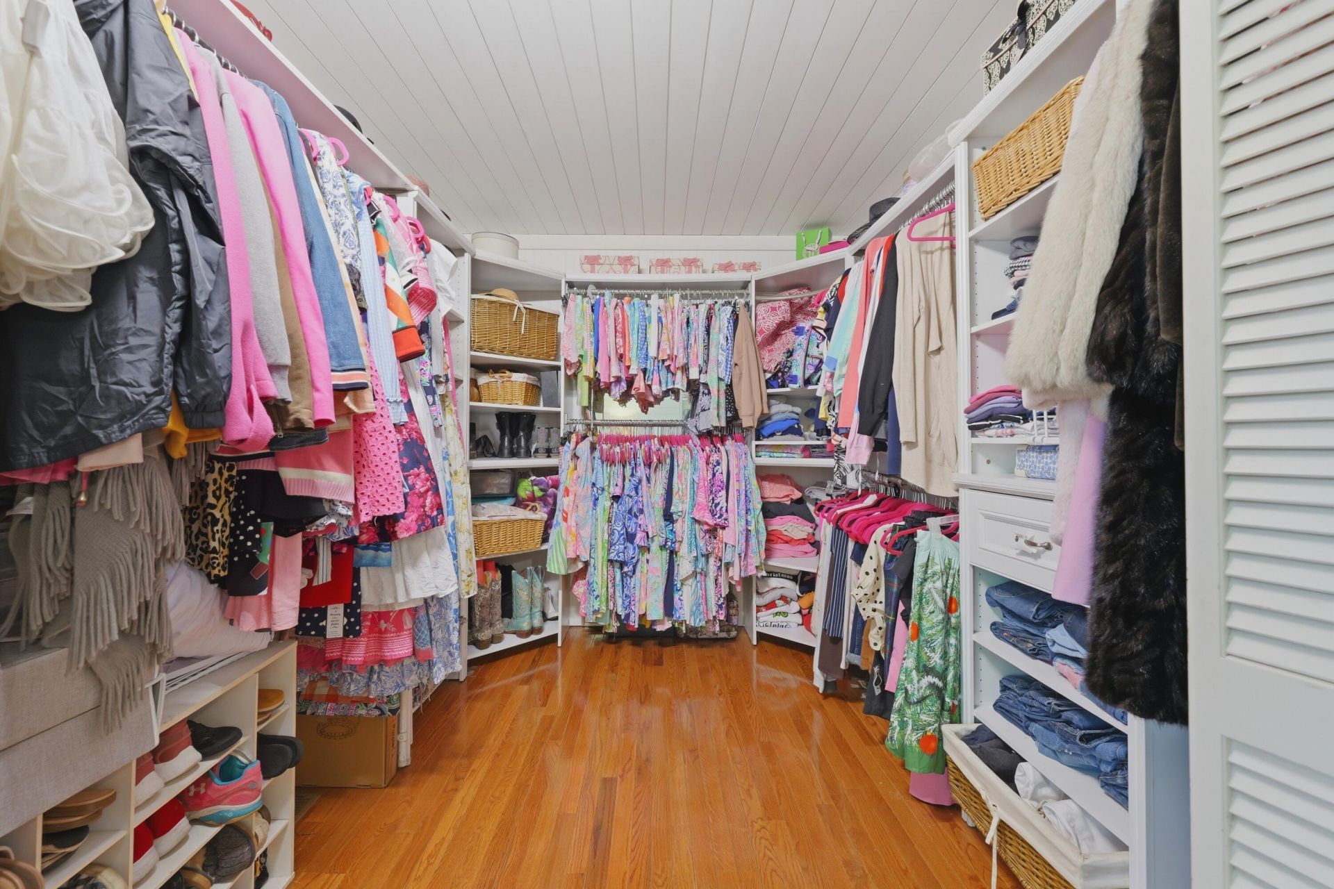 113 Lancelot Hall Photo 29