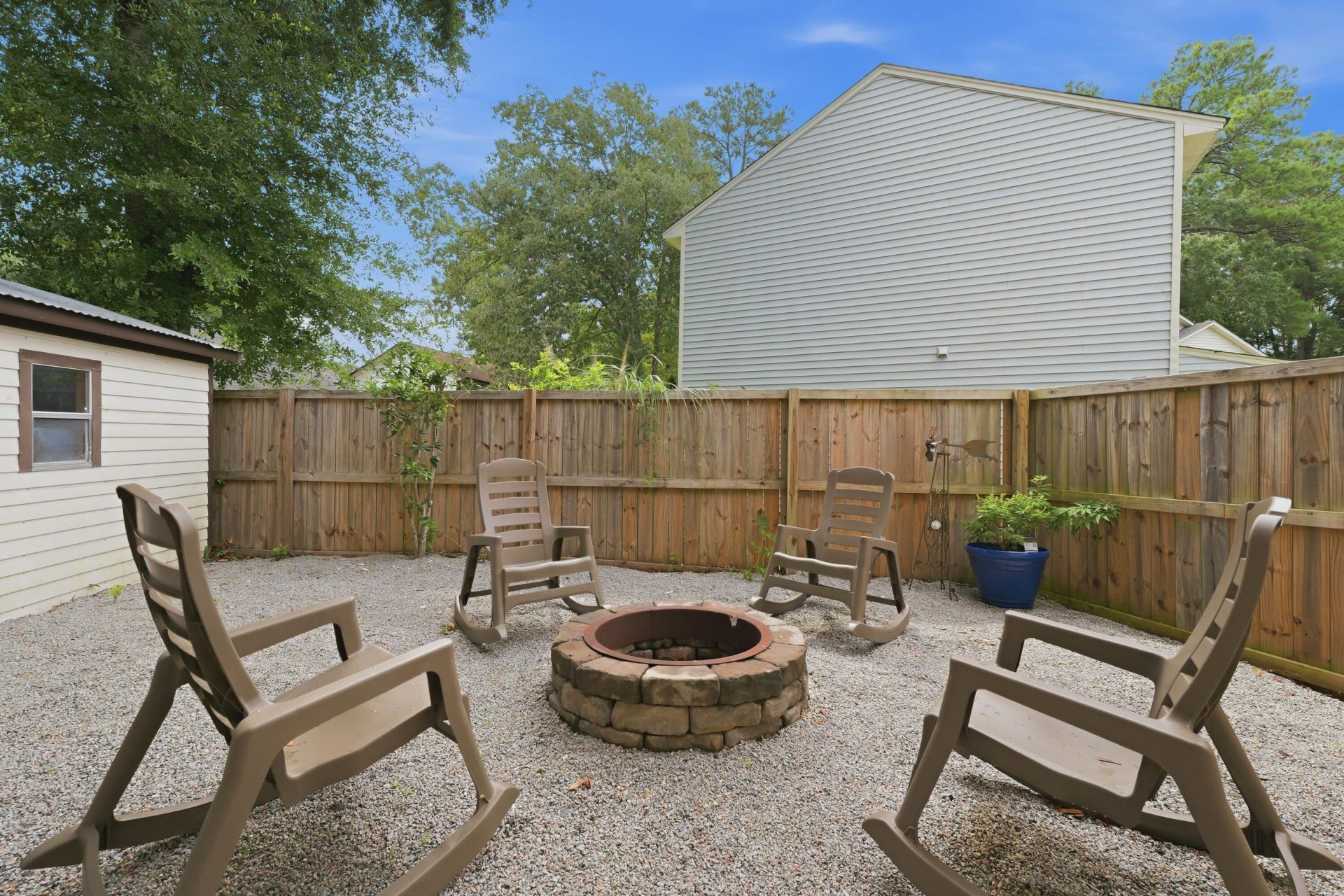 113 Lancelot Hall Photo 44