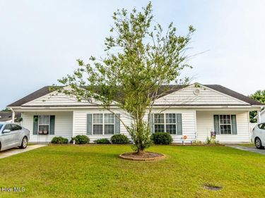 1117 Masters Lane , Unit A And B, Greenville, NC 27834