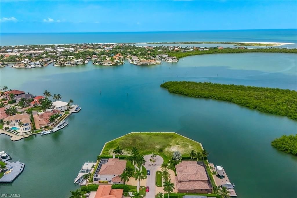 620 Rockport Ct , Marco Island, FL 34145 Photo