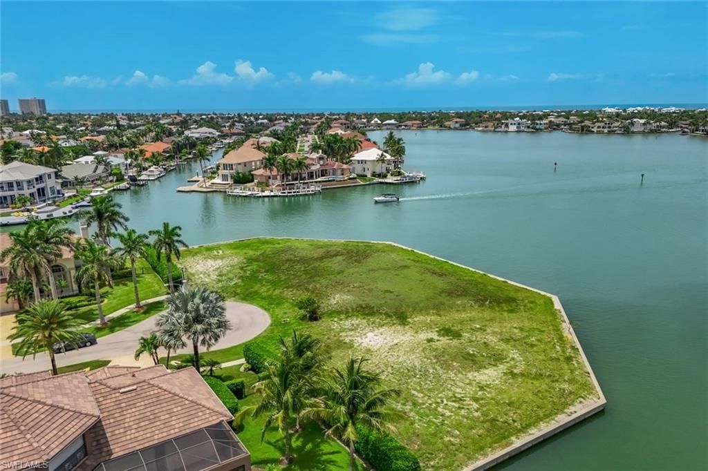 620 Rockport Ct , Marco Island, FL 34145 Photo