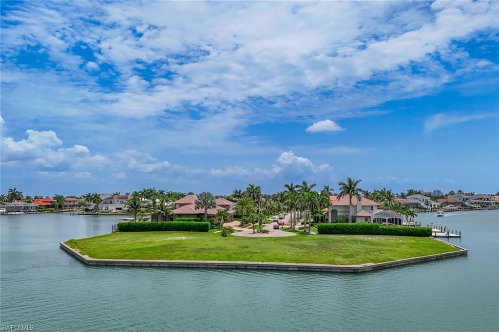620 Rockport Ct , Marco Island, FL 34145 Photo