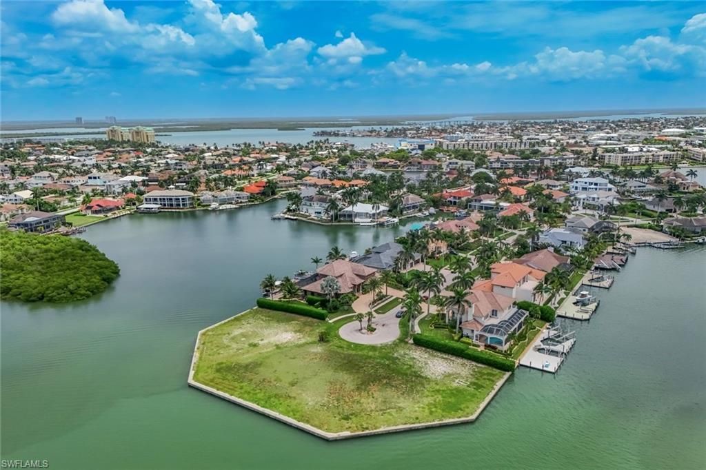 620 Rockport Ct , Marco Island, FL 34145 Photo
