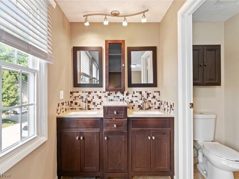 7380 Willow Run Drive , Mentor, OH 44060 Photo 15