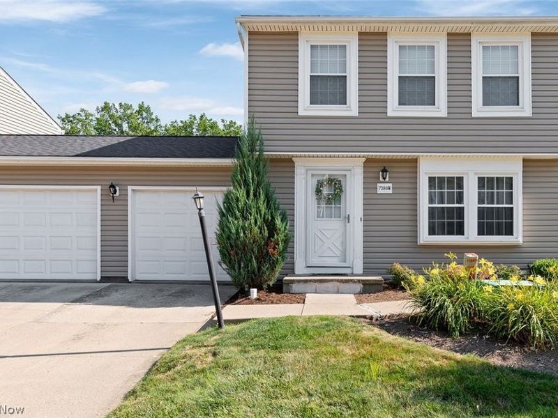 7380 Willow Run Drive , Mentor, OH 44060 Photo 2