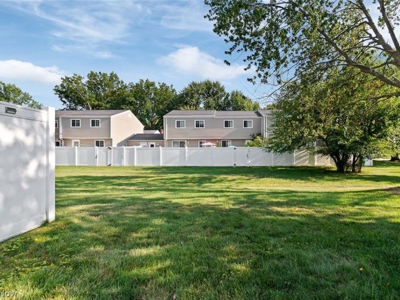 7380 Willow Run Drive , Mentor, OH 44060 Photo 28