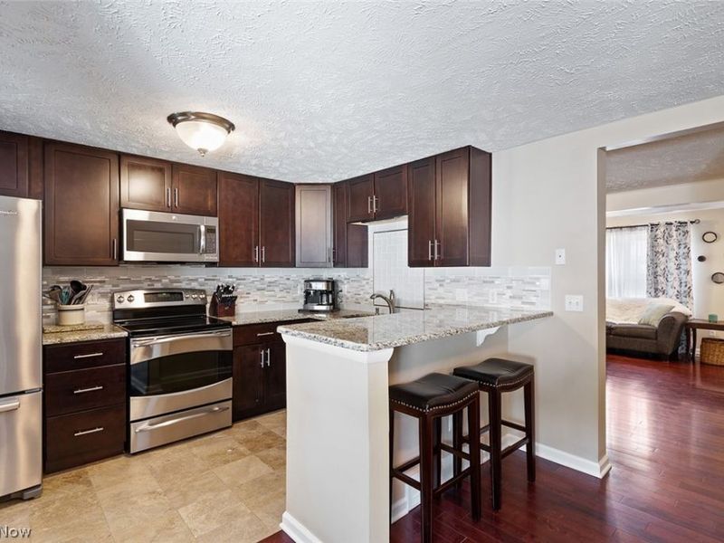 7380 Willow Run Drive , Mentor, OH 44060 Photo 7