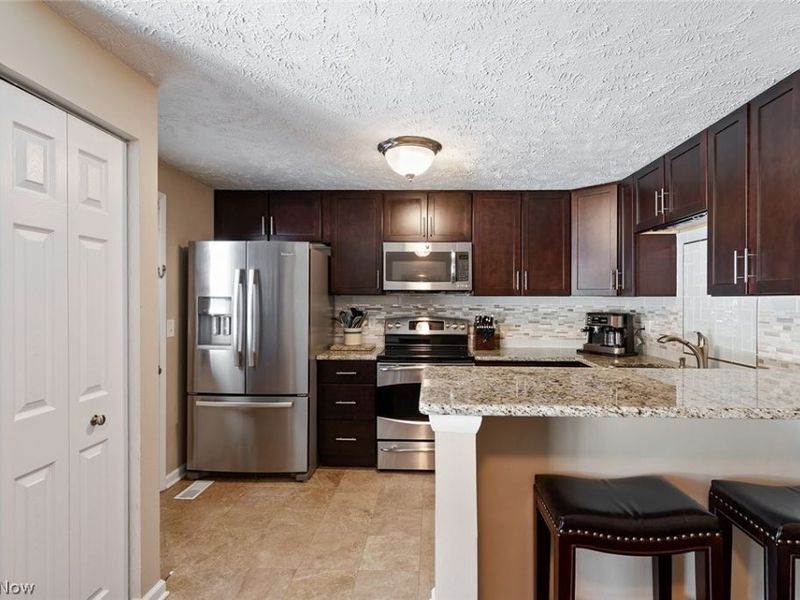 7380 Willow Run Drive , Mentor, OH 44060 Photo 8