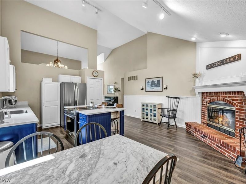 17876 Cambridge Oval, Strongsville, OH 44136 Photo 14