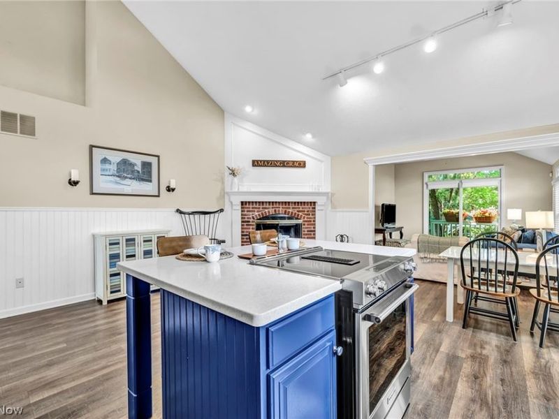 17876 Cambridge Oval, Strongsville, OH 44136 Photo 17